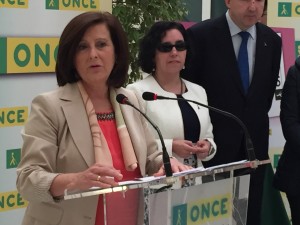 María José Sánchez Rubio interviene en el acto desde su atril