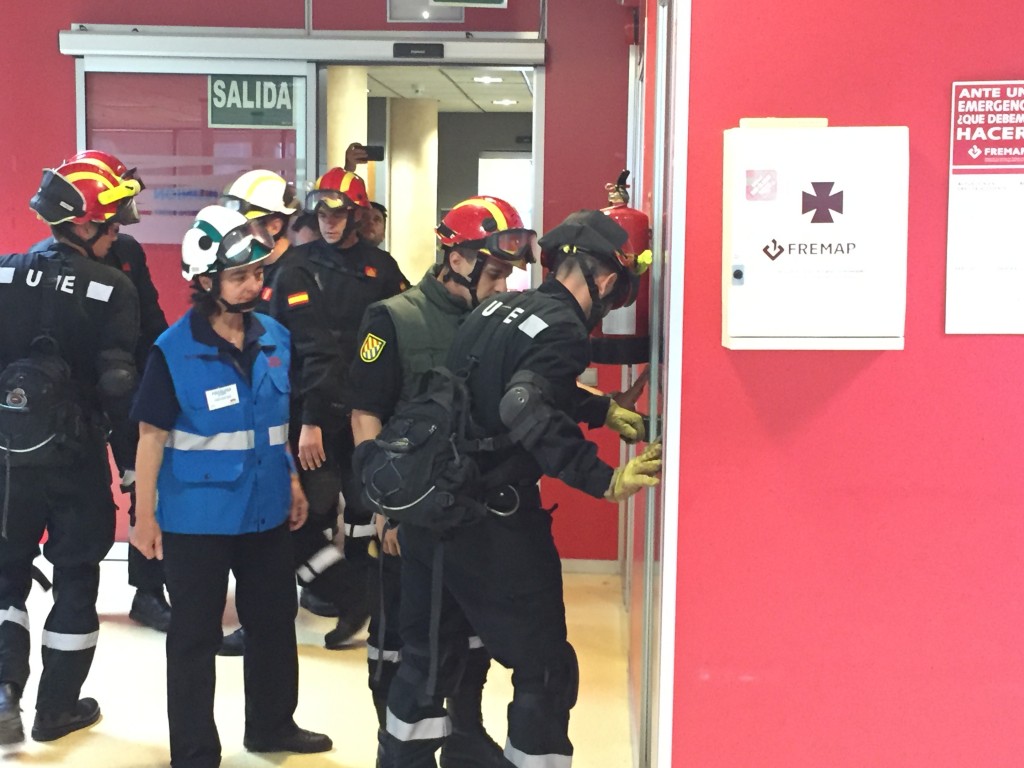 Expertos de diferentes modalidades estudian la apertura de puertas bloqueadas