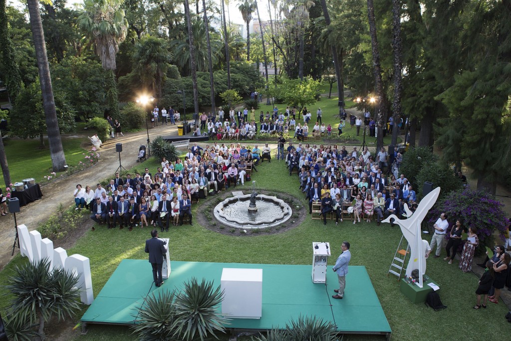 Vista general del público en una imagen tomada desde el balcón de la Casa Rosa