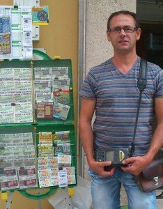 Francisco Arcas, vendedor de la ONCE que repartió el sueldazo el pasado 23 de junio