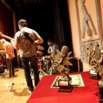 Imagen de las placas conmemorativas de los finalistas del concurso