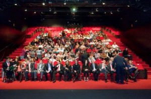 El público asistente disfrutó de grandes futuros valores en el flamenco andaluz