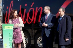 María Jesús Montero mira a Patricio Cárceles y Ventura Pazos en un momento de su intervención